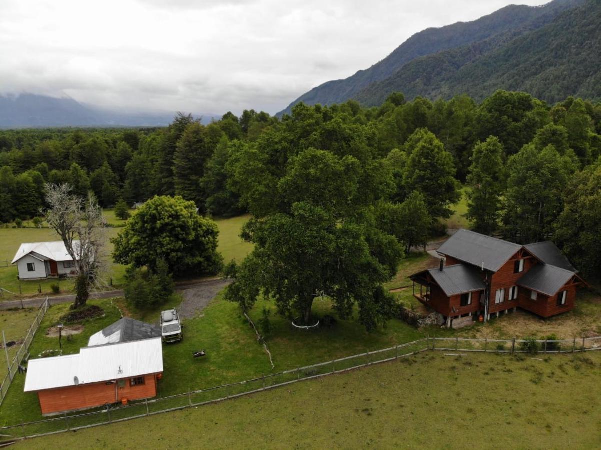 Cabanas Los Canelos Hermosa Granja En Pucón Exteriör bild